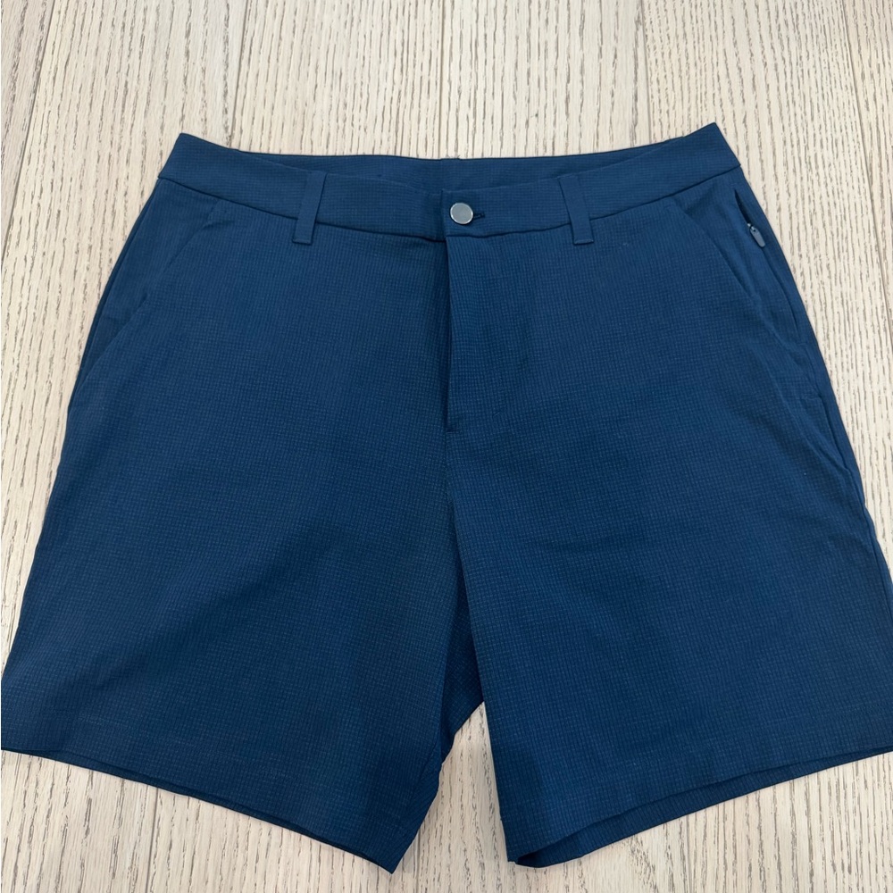 Lululemon ABC Classic Fit Short 7”